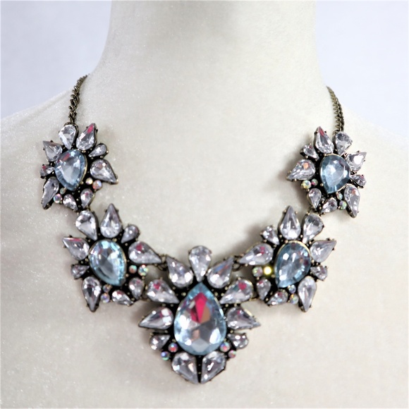 NEW GORGEOUS STATEMENT NECKLACE BY VIVI - Picture 3 of 8